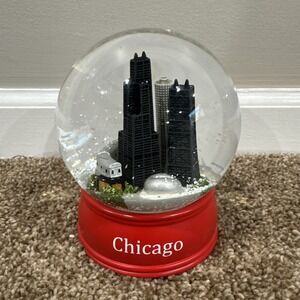 Chicago Skyline Skyscraper Bean Train Sears Tower Hancock Snow Globe Glitter